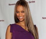 Tyra Banks affiche une silhouette plus fine et elle en est fière ! Hier soir, à Los Angeles.