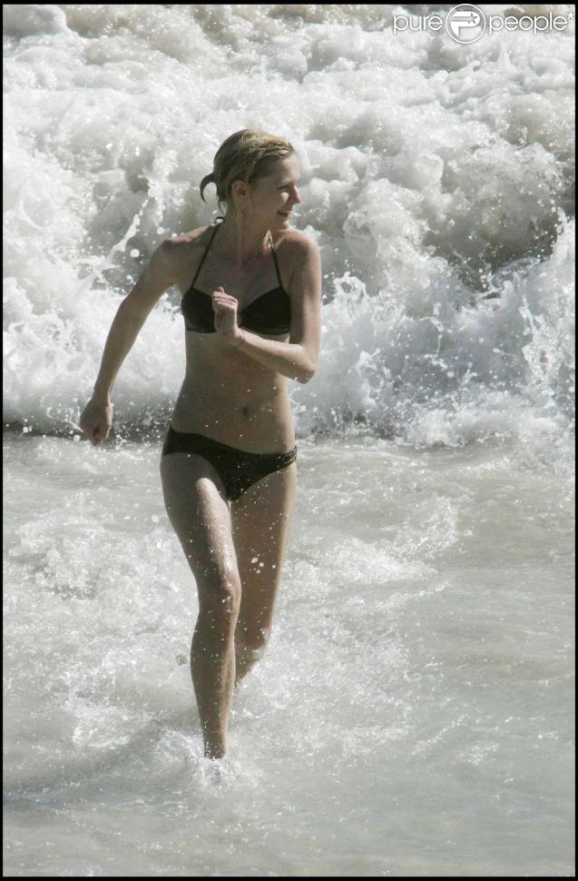 Pour profiter de la plage en toute sérénité, Kirsten Dunst compte sur le régime acide base, qu'elle suit très sérieusement depuis plusieurs années. Visiblement, c'est une réussite !