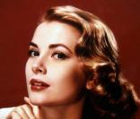 La comédienne américaine, épouse du prince Rainier de Monaco, Grace Kelly 