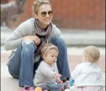 Jessica Alba et sa fille Honor au Coldwater Canyon Park de Beverly Hills