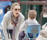 Jessica Alba et sa fille Honor au Coldwater Canyon Park de Beverly Hills