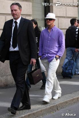 Michael Schumacher suit la mode. Mais laquelle ?