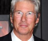 Richard Gere et sa célèbre chevelure argentée 