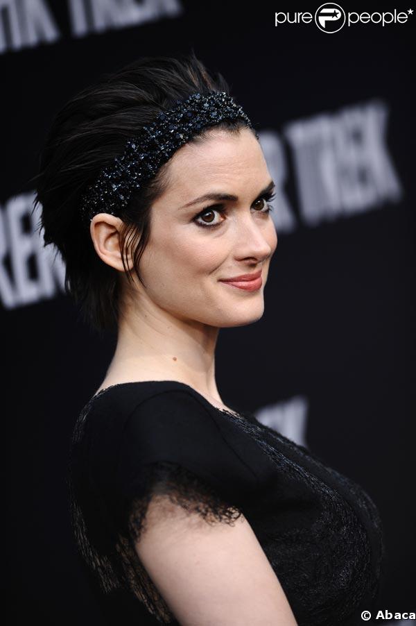 Winona Ryder toujours aussi mignonne, à l'occasion de l'avant-première de 