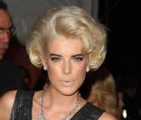 Agyness Deyn, habillée par Burberry au Costume Institute Gala. So chic ! 