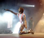 Mika propose un cadeau à ses fans... en attendant le deuxième album !
