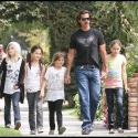 Lorenzo Lamas, totalement fou de ses adorables filles...