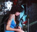 Amy Winehouse en plein concert à Sainte-Lucie le 8 mai 2009 