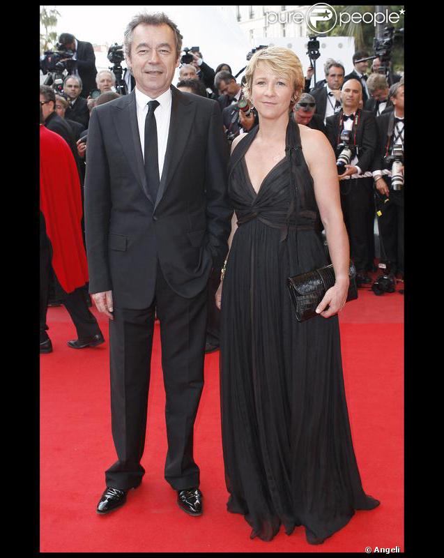Michel Denisot et Ariane Massenet très assortis et très élégants au 62ème Festival de Cannes. Les chroniqueurs du Grand Journal ont sorti le grand jeu ! 