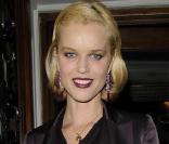 Eva Herzigova à Londres, le 15 mai 2009