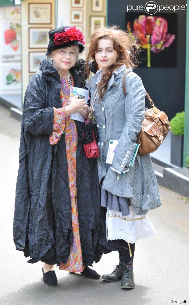 Helena Bonham Carter et sa mère Elena ont participé au Chelsea Flower Show du Royal Hospital