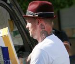 Benji Madden fait des courses pour son lapin