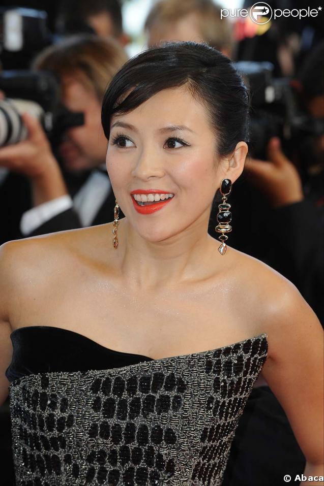 Zihi Zhang lors de la montée des marches avant la projection d'Inglourious Basterds, au Festival de Cannes, le 20 mai 2009
