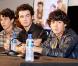 Avec la jolie Demi Lovato, les Jonas Brothers remplissent les stades... et rendent les Argentines hystériques !