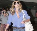 Elle Macpherson à l'aéroport de Miami. 21/05/09