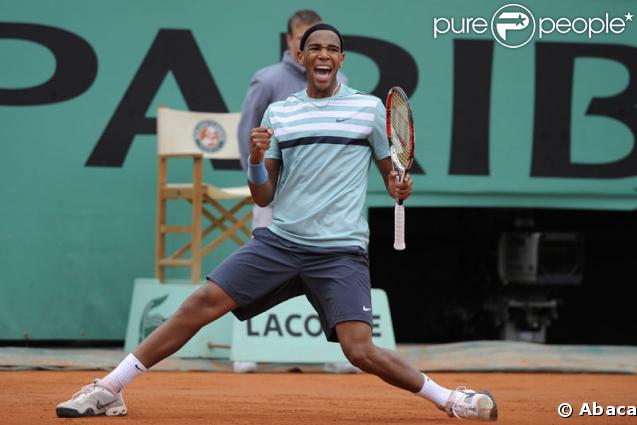 Josselin Ouanna lors du tournoi de Roland Garros le 27 mai 2009