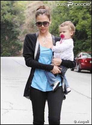 Jessica Alba et sa fille Honor Warren, à Los Angeles, le 26 mai 2009 !