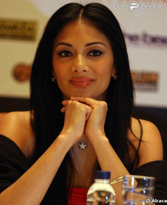 Nicole Sherzinger et les Pussycat Dolls, lors d'une conférence de presse un jour avant leur performance à Jakarta en Indonésie le 2 juin 2009