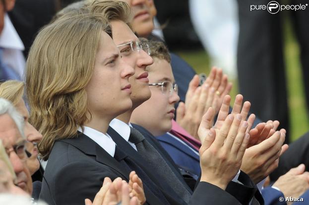 Pierre, Jean, Louis Sarkozy lors de la cérémonie en hommage à ceux qui sont morts pour la France. Cimetière de Colleville-sur-mer, le 6 juin.