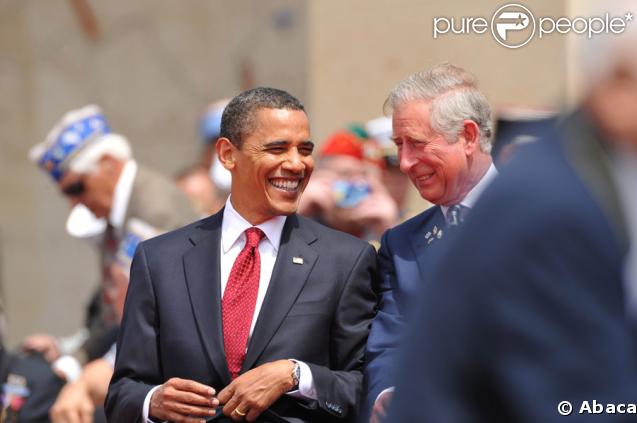 Barack Obama et le prince Charles rigolent bien ensemble lors de la cérémonie en hommage à ceux qui sont morts pour la France. Cimetière de Colleville-sur-mer, le 6 juin.