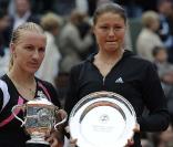 Svetlana  Kuznetsova a remporté face à Dinara Safina la finale Femmes de Roland-Garros 2009  
