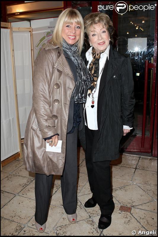 Marthe Mercadier et sa fille lors de la générale hier soir de la pièce Presse pipole