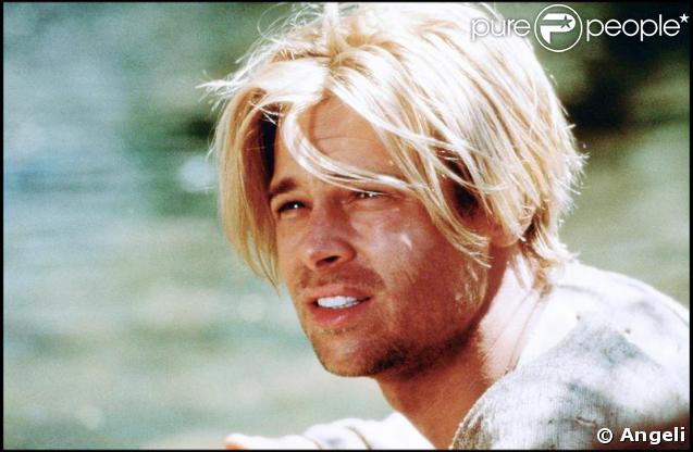Brad Pitt version coupe au bol en 97 dans Sept ans au Tibet. 