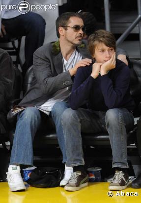Robert Downey Jr. n'a qu'un fils, Indio . Après des années de déboires, le héros d'Iron Man a renoué avec la notoriété et avec son rôle de père.