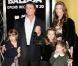 Sylvester Stallone, Monsieur Gros Muscles, est papa de 5 enfants : deux garçons et surtout trois filles, dont il s'occupe beaucoup. Pour les petites, leur papa est un véritable héros.