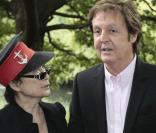 Lancement de la campagne Meat free Monday, à Londres, le 15 juin 2009 : Yoko Ono et Paul McCartney 