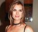 L'actrice Brooke Shields était ambassadrice de L'Oréal en 1994. 