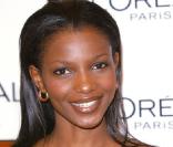 La première Miss Monde africaine, Agbani Darego, était ambassadrice de L'Oréal en 2002 