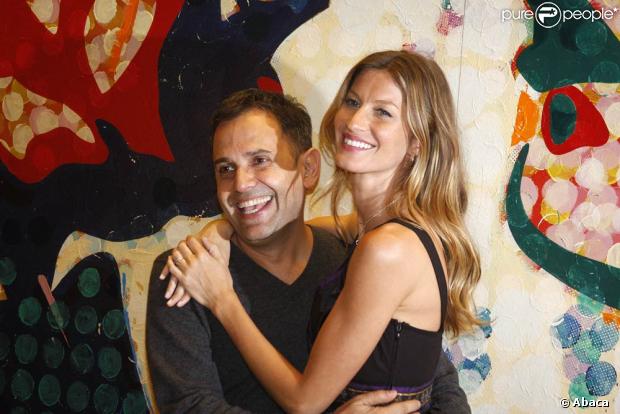 Paulo Borges et Gisele Bündchen, lors de l'avant-première du documentaire Top Models, de Richard Luiz, à Sao Paulo, au Brésil, le 15 juin 2009 !