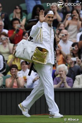 Roger Federer, lors de son premier match à Wimbledon, remporté en trois sets face au Chinois Lu Yen-Hsun, à Londres, le 22 juin 2009 !