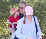 Marcia Cross, en compagnie de son mari  Tom Mahoney et leurs jumelles  