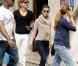 Eva Longoria et ses amis sortent d'une parfumerie de Marbella 