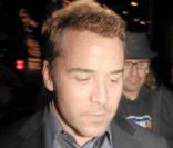 Jeremy Piven à la sortie du Madeo à Los Angeles le 28 juin 2009