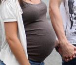 Fernando Torres et la très jolie et très enceinte Olalla, lors de leurs vacances à Saint-Jacques-de-Compostelle, en Espagne, le 29 juin 2009 !