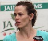 Jennifer Garner et sa fille Violet à los Angeles, (1er juillet 2009)