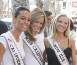  Dayana Mendoza (Miss Univers), Kristen Dalton (Miss USA), Tami Farrell (Miss California) et Chelsea Gilligan (Miss California Teen USA) posent pour le shooting du concours de Miss univers 2009. 01/07/09 