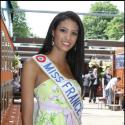 Chloé Mortaud : notre reine de beauté va avoir une sacrée concurrence au concours de Miss Univers ! Regardez !