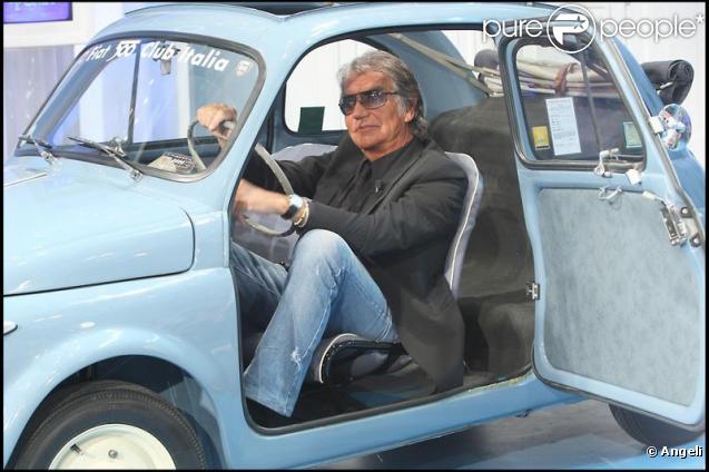 Roberto Cavalli sur le plateau de l'émission Porta a Porta diffusée sur Rai Uno le 5 juillet 2009