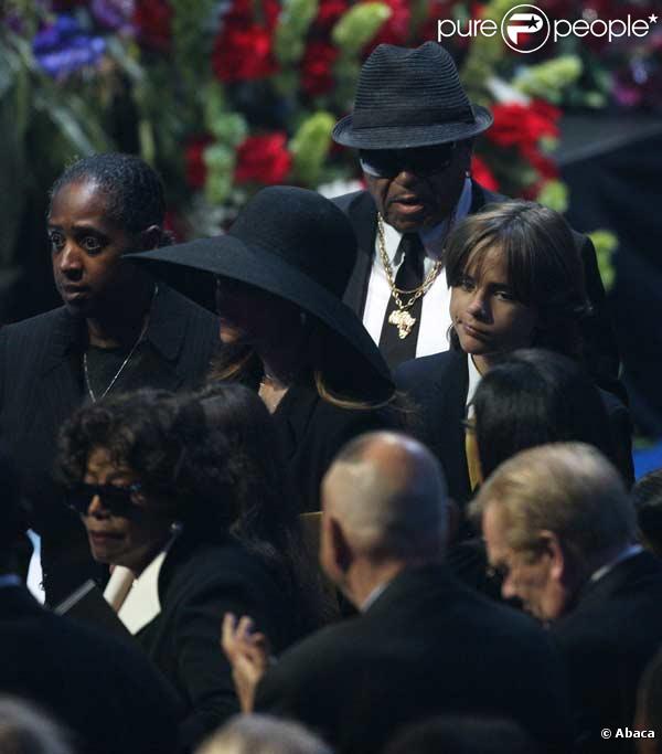 Joe Jackson, Katherine Jackson et Prince Michael au Staples Center