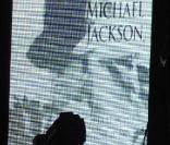 Le Staples Center a rendu hommage à Michael Jackson le 7 juillet avec un parterre de stars. 