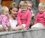 Mathilde et Philippe de Belgique en excursion au Parc Paradisio avec leurs quatre enfants, Elisabeth, Gabriel, Emmanuel et Eleonore.