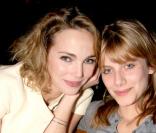 Claire Keim et Mélanie Laurent à Val d'Isère. Après la vente aux enchères, Claire Keim a donné un petit concert privé...