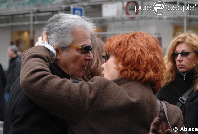 Pierre Arditi et Véronique Genest étaient présents aux obsèques de Philippe Khorsand