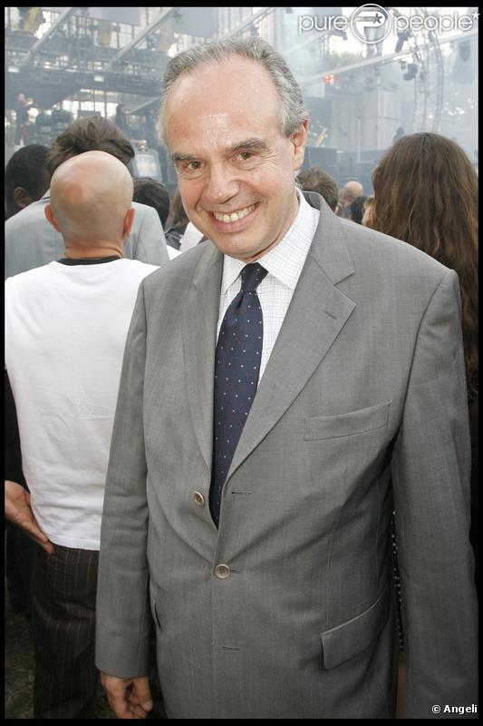Frédéric Mitterrand au concert de Johnny Hallyday sous la Tour Eiffel ! 14/07/09