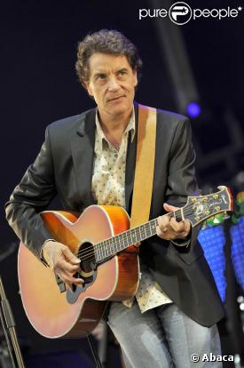 Francis cabrel se confie sur sa vie d'ermite...