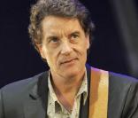 Francis cabrel se confie sur sa vie d'ermite...